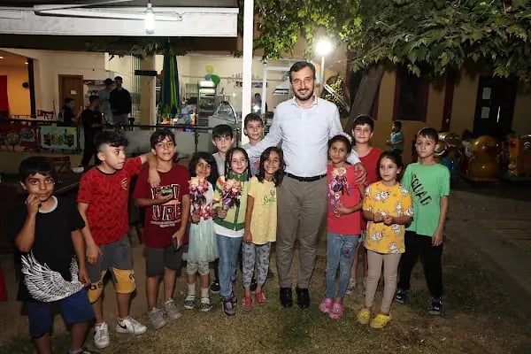 Bağcılar Belediyesi Uçanevler Parkı Aile Çay Bahçesi - Resim 20