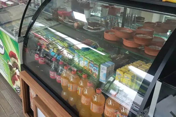 Bağcılar Belediyesi Uçanevler Parkı Aile Çay Bahçesi - Resim 13