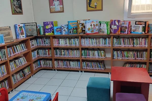 Bayraklı Alpaslan İlçe Halk Kütüphanesi - Resim 2