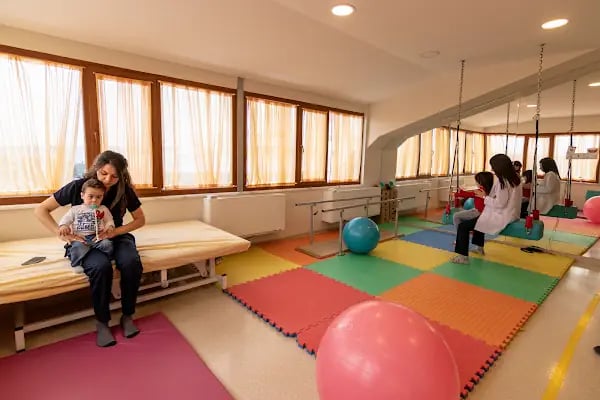 BAŞKENT ÜNİVERSİTESİ FİZİK TEDAVİ VE REHABİLİTASYON MERKEZİ - Resim 3