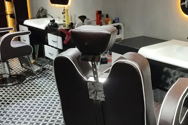 Barber Abdullah Ayhan - Resim 2