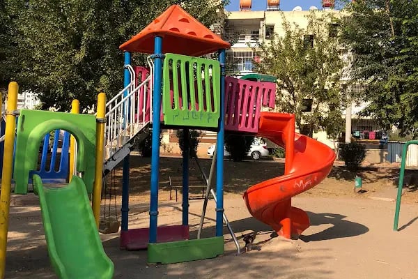 Çocuk Ve Dinlenme Parkı - Resim 13