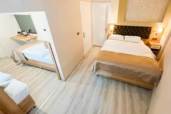 Smyrna Homes &amp; Suits - Resim 9