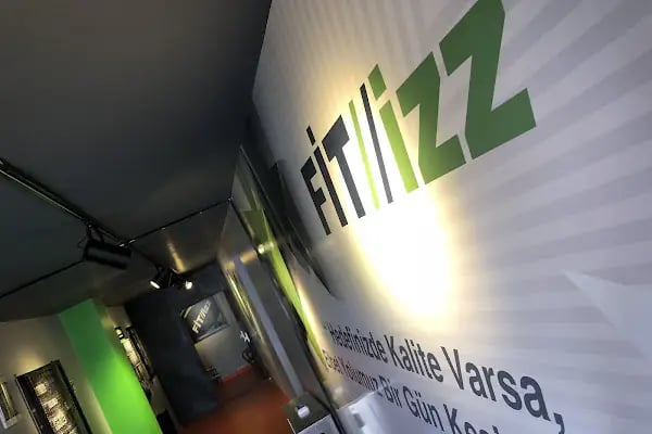 FiT//izz Fitness ve Sağlık Merkezi Çarşı Şubesi - Resim 4