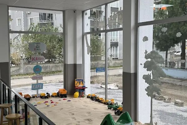 Şinda Kum ve Oyun Evi - Resim 3