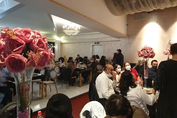 Violet Avcılar - Balo, Düğün, Kına, Davet ve Organizasyon Salonu - Resim 6