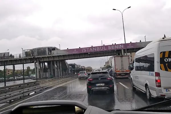 Violet Avcılar - Balo, Düğün, Kına, Davet ve Organizasyon Salonu - Resim 17
