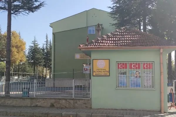 Beyşehir Vali Kemal Katıtaş Anadolu Lisesi - Resim 3