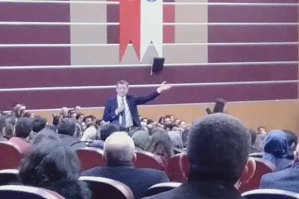 15 Temmuz Konferans Salonu - Resim 11