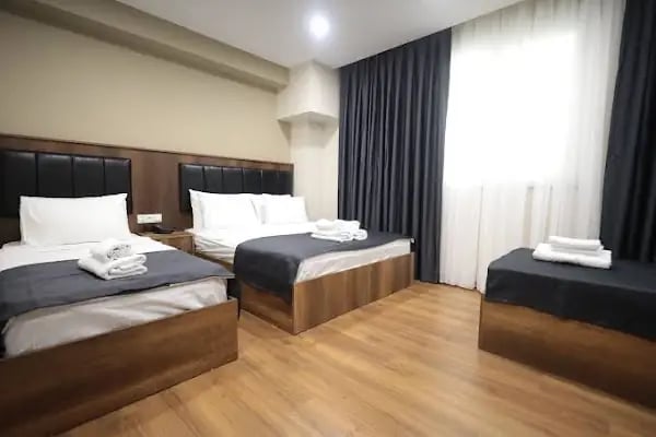 Bzn airport hotel - Resim 13