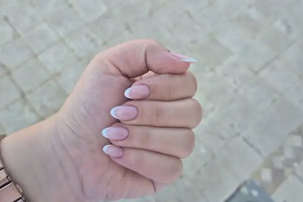B Nail Art Studio Bitez - Resim 13