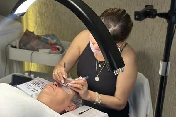 B Nail Art Studio Bitez - Resim 19