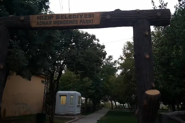 Adnan Menderes Parkı - Resim 6