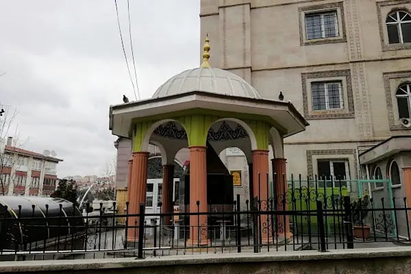 Kuyubaşı Cami - Resim 13