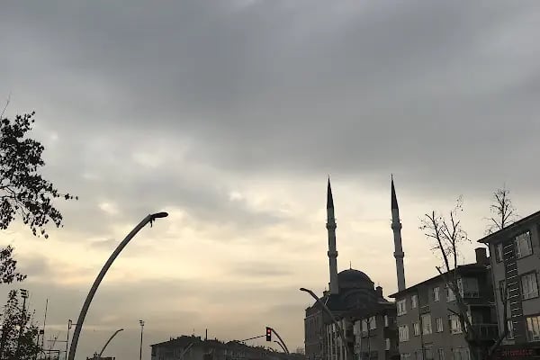 Kuyubaşı Cami - Resim 15