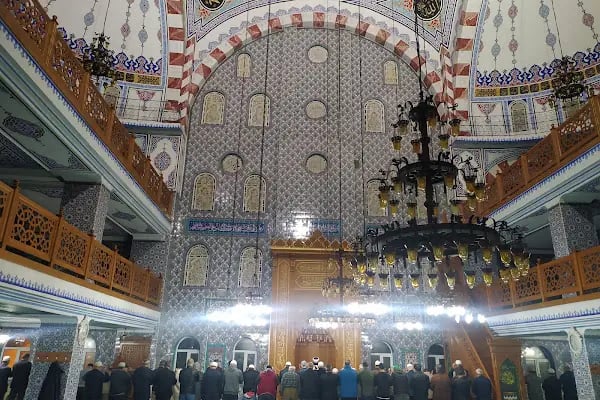 Kuyubaşı Cami - Resim 3