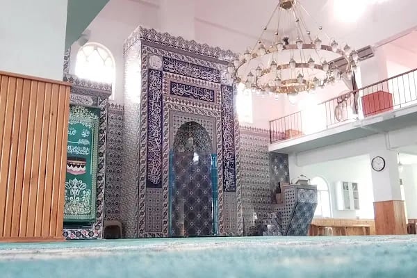 Garipler Cami - Resim 4