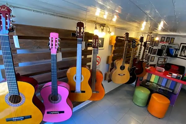 VOKAL MUSIC STORE - Resim 4