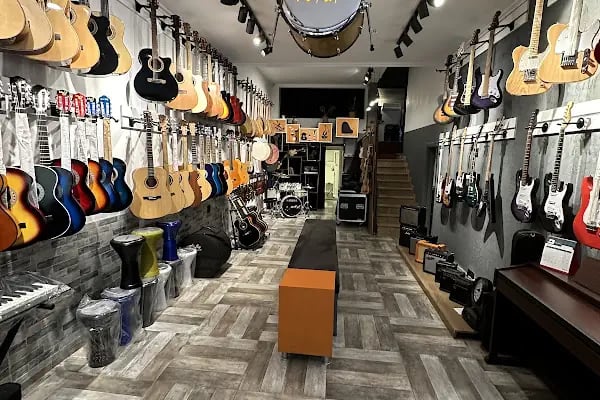 VOKAL MUSIC STORE - Resim 18
