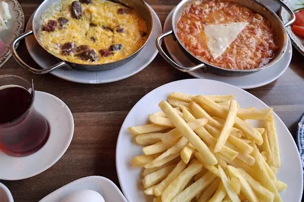 Gülmahal Restaurant Kafe, Kendin Pişir Mangal ve Serpme Kahvaltı - Resim 10