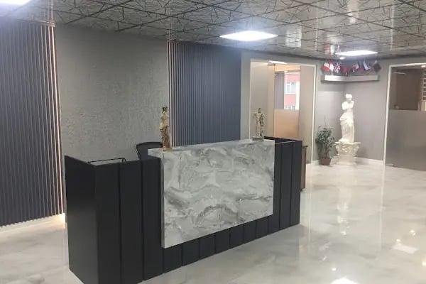 CareSelf Clinic - Resim 3