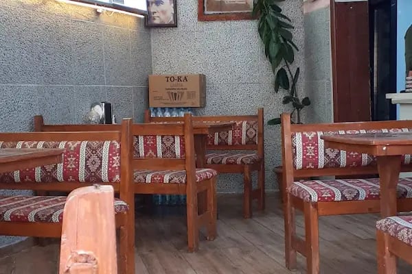 Meydan Cafe Dondurma Kumru - Resim 9