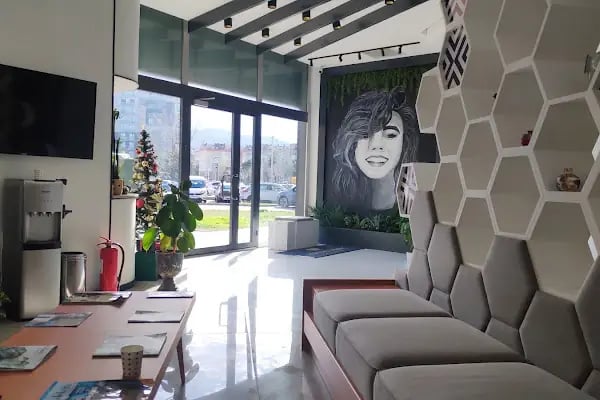 Kristal Park Ağız ve Diş Sağlığı Polikliniği - Resim 2