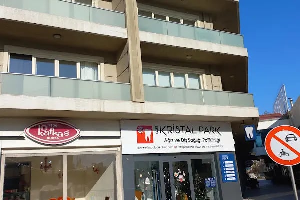 Kristal Park Ağız ve Diş Sağlığı Polikliniği - Resim 7