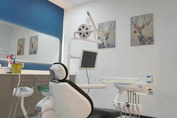 Kristal Park Ağız ve Diş Sağlığı Polikliniği - Resim 3