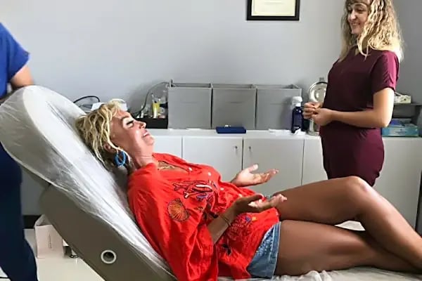 Dr. Figen Health &amp; Beauty / Botox, Dermal Filler, Mesoterapy, Ozone Therapy - Resim 10