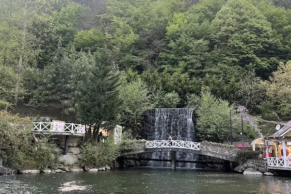 Sapanca Maşukiye Şelalesi - Resim 3