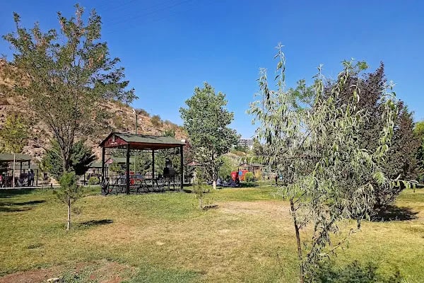 Kartaltepe Kent Ormanı Mesire Alanı - Resim 13