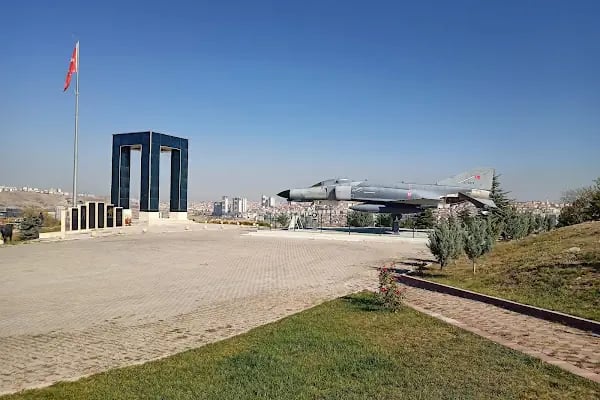 Kartaltepe Kent Ormanı Mesire Alanı - Resim 2