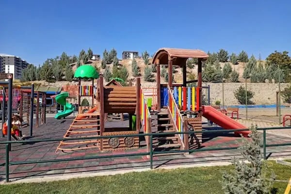 Kartaltepe Kent Ormanı Mesire Alanı - Resim 19