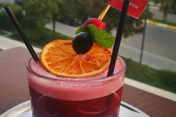 Sir Winston Pub Ataşehir Bulvar 216 - Resim 8