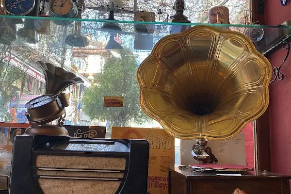 Gramofon Kafe(Gramofoncu Ali) - Resim 18