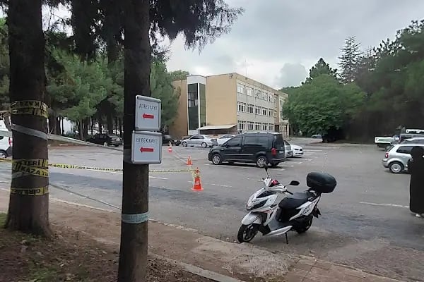 Bursa Teknik Üniversitesi Kütüphanesi - Resim 3
