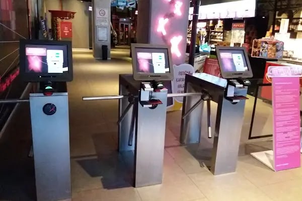 Paribu Cineverse Tarsu Alışveriş Merkezi - Resim 14