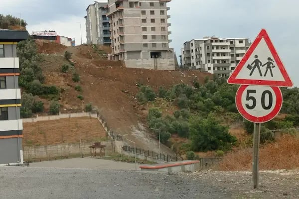 Şehit Gökhan Aydınlı Ortaokulu - Resim 7