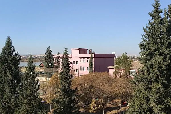 Sadettin ve Feyhan Karaata İlkokulu - Resim 12