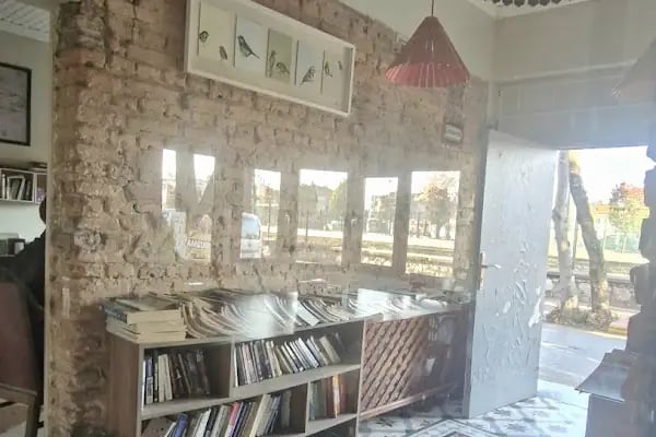 İdari Kütüphanesi - Resim 4