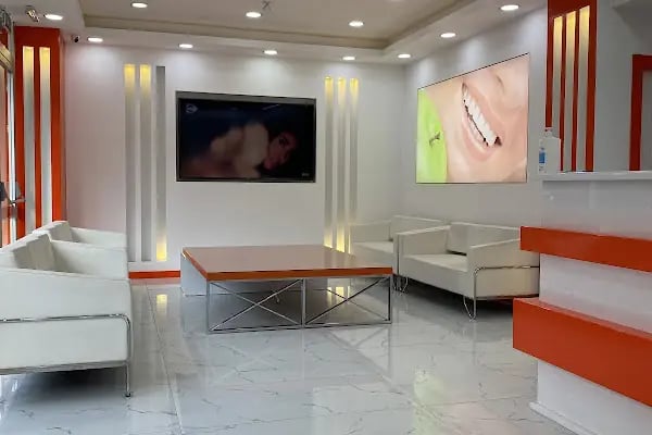 Avrupadent Buca Forbes Ağız ve Diş Sağlığı Polikliniği İzmir Gülüş Tasarımı - Resim 5