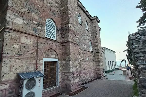 Üftade Camii ve Türbesi - Resim 18