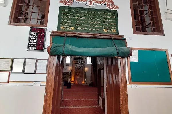 Üftade Camii ve Türbesi - Resim 6