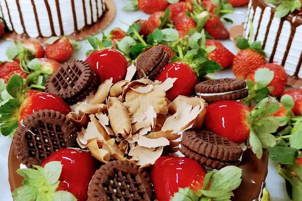 Karaağaç Patisserie Pastanesi - Resim 3