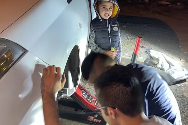 Kardeşler Oto Bakım ve Onarım Servisi - Resim 15
