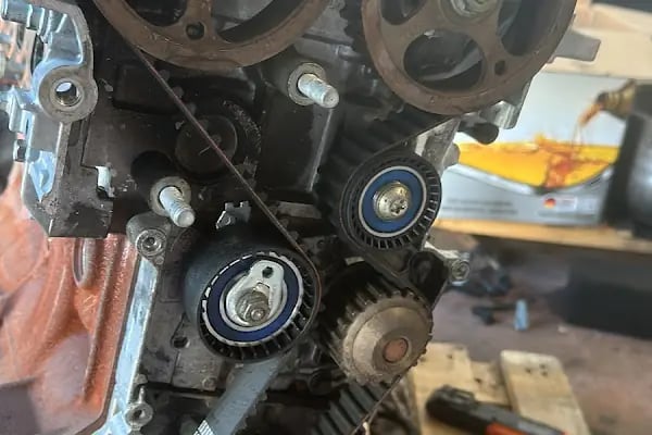 Kardeşler Oto Bakım ve Onarım Servisi - Resim 9