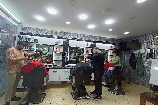 Mavi Deniz Erkek Kuaförü - Resim 4