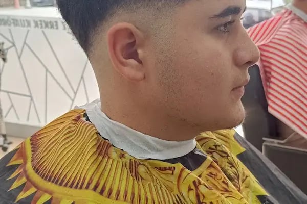 Mavi Deniz Erkek Kuaförü - Resim 18