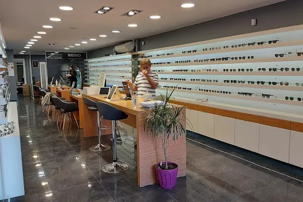 Beş Optik Karşıyaka - Resim 2